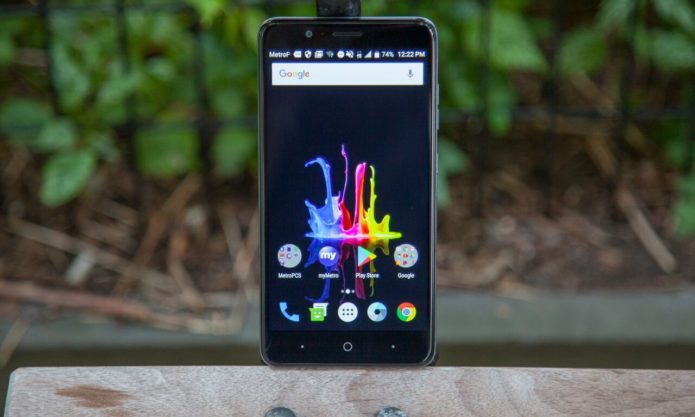 ZTE Blade Z Max Review: Flagship Features for $130