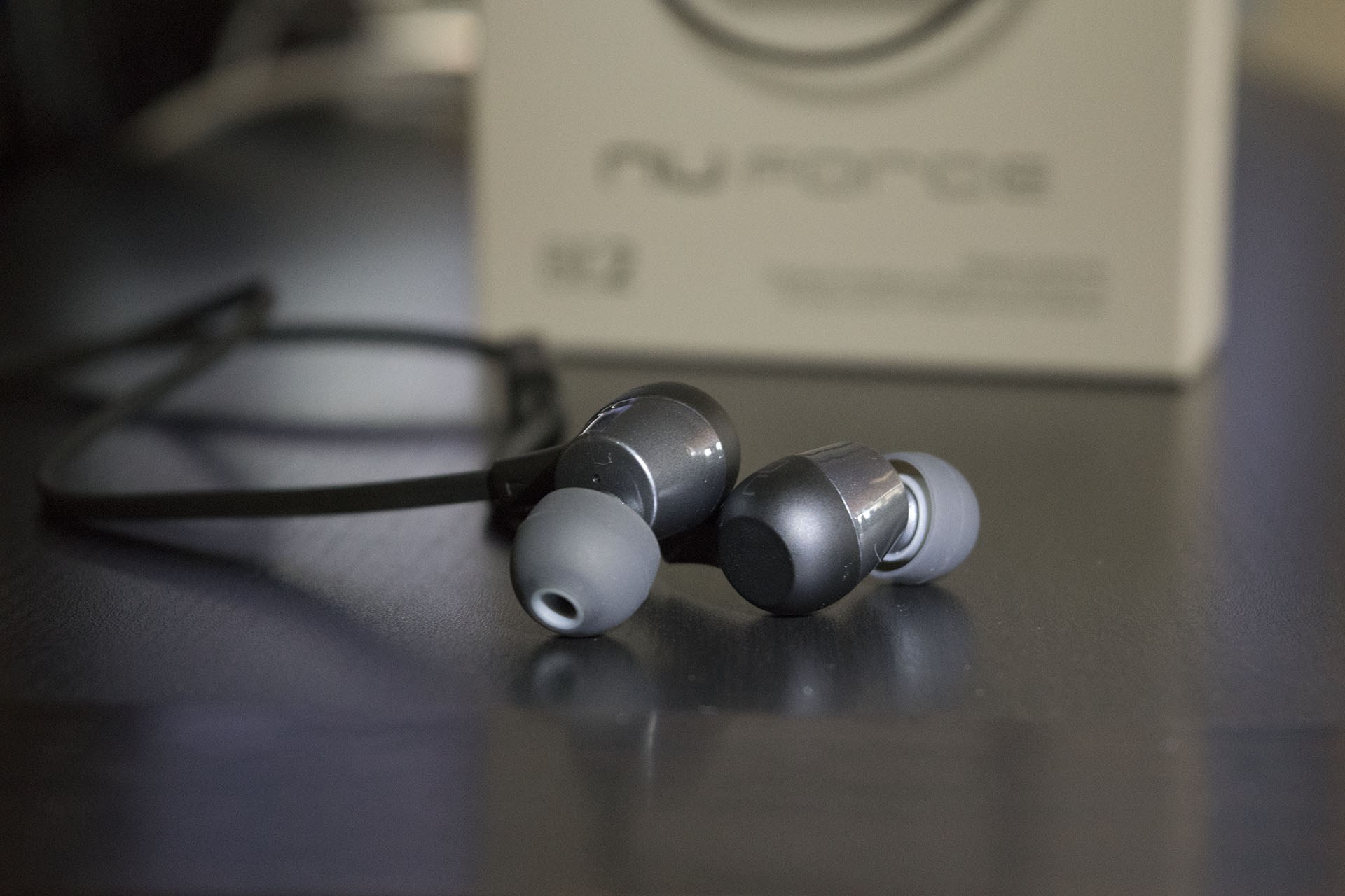 NuForce-BE2-Optoma-cryovex-android-coliseum-pic-3