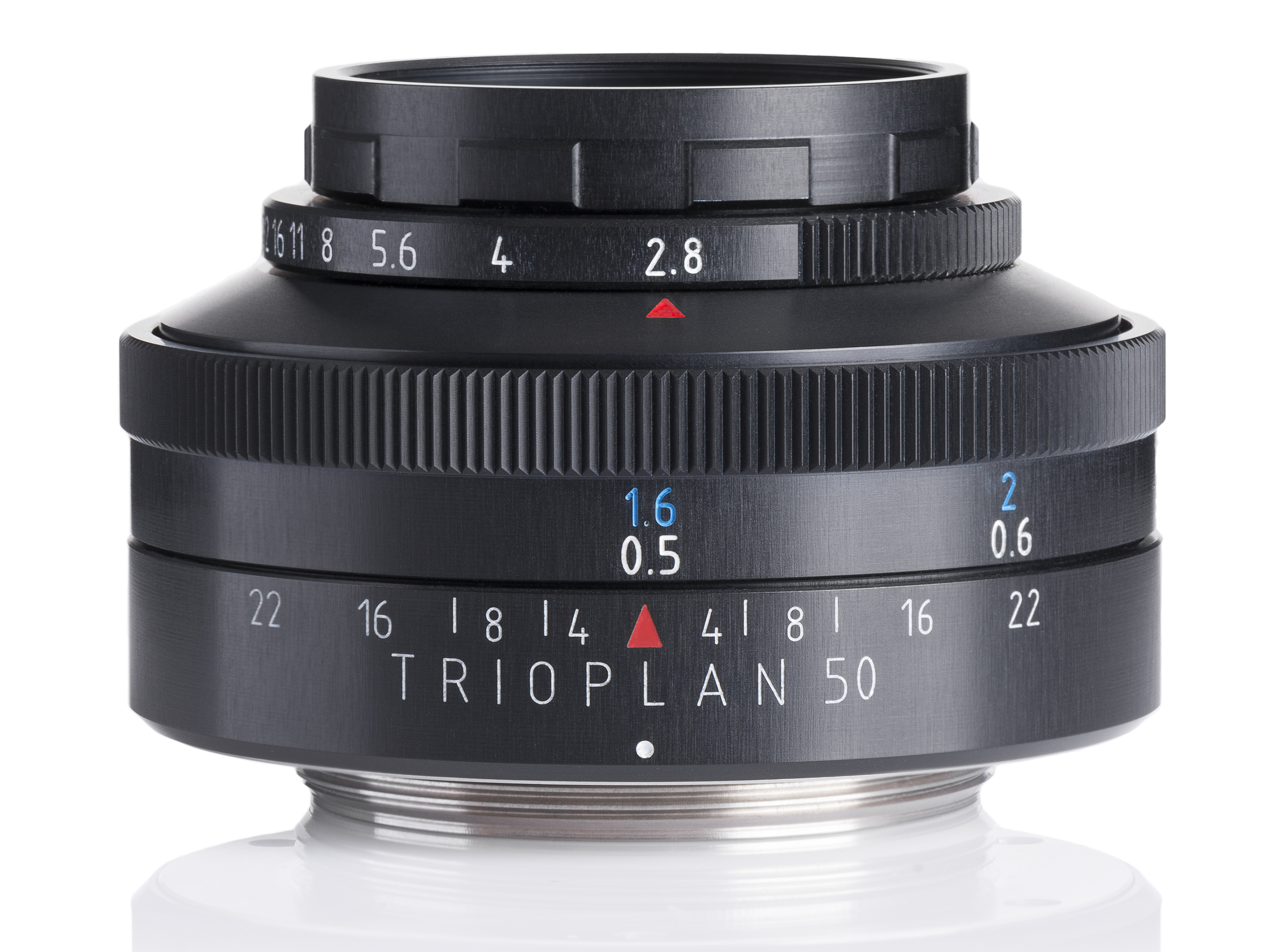 Meyer-Optik-Goerlitz Trioplan 50mm f/2.9 Review - GearOpen.com