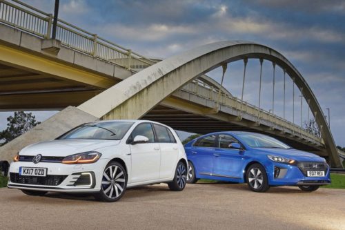 New Hyundai Ioniq Plug-In vs New Volkswagen Golf GTE Comparison 2017