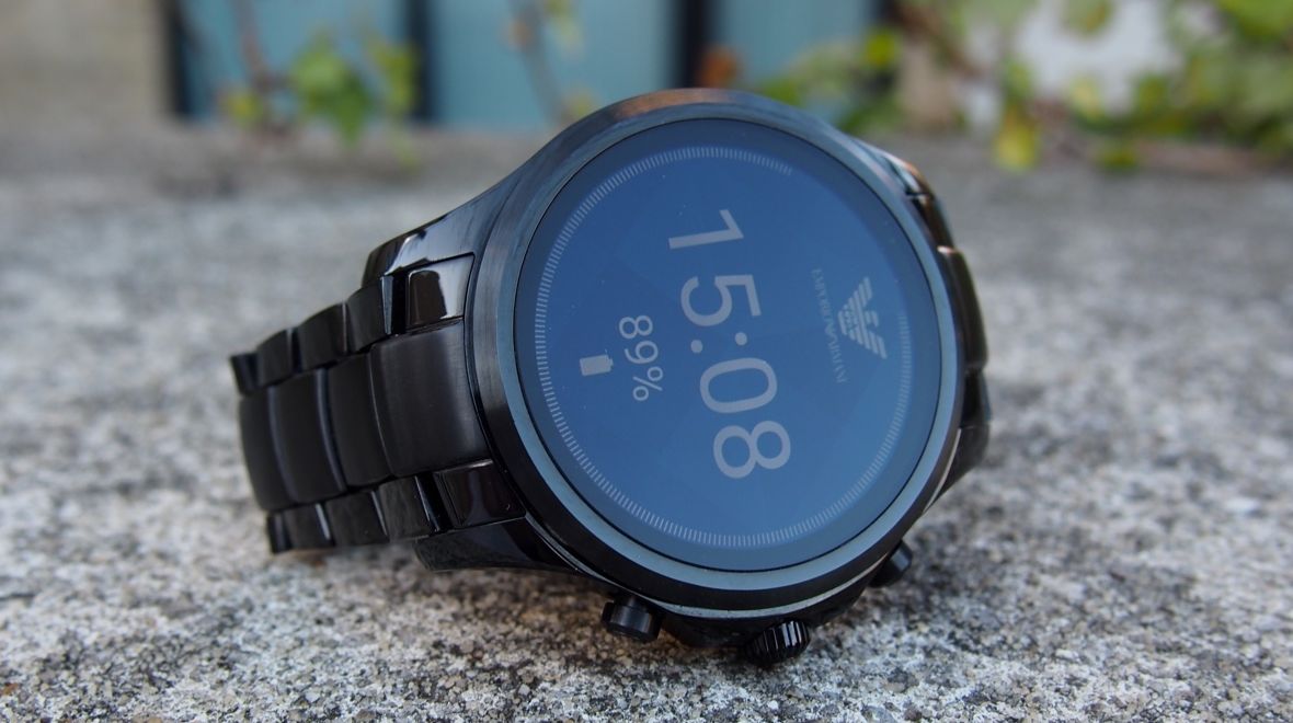 Emporio Armani Connected review : Sharp on the outside, shallow on the inside