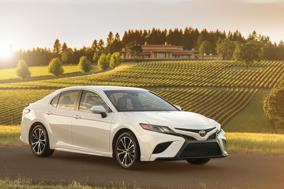 2018 Toyota Camry Hybrid Review Gearopen
