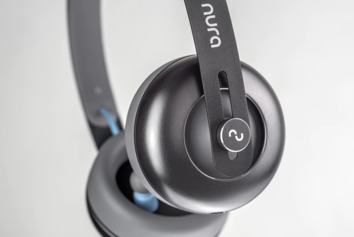 Nuraphone review: Headphones that scan your ears for a tailored listening experience