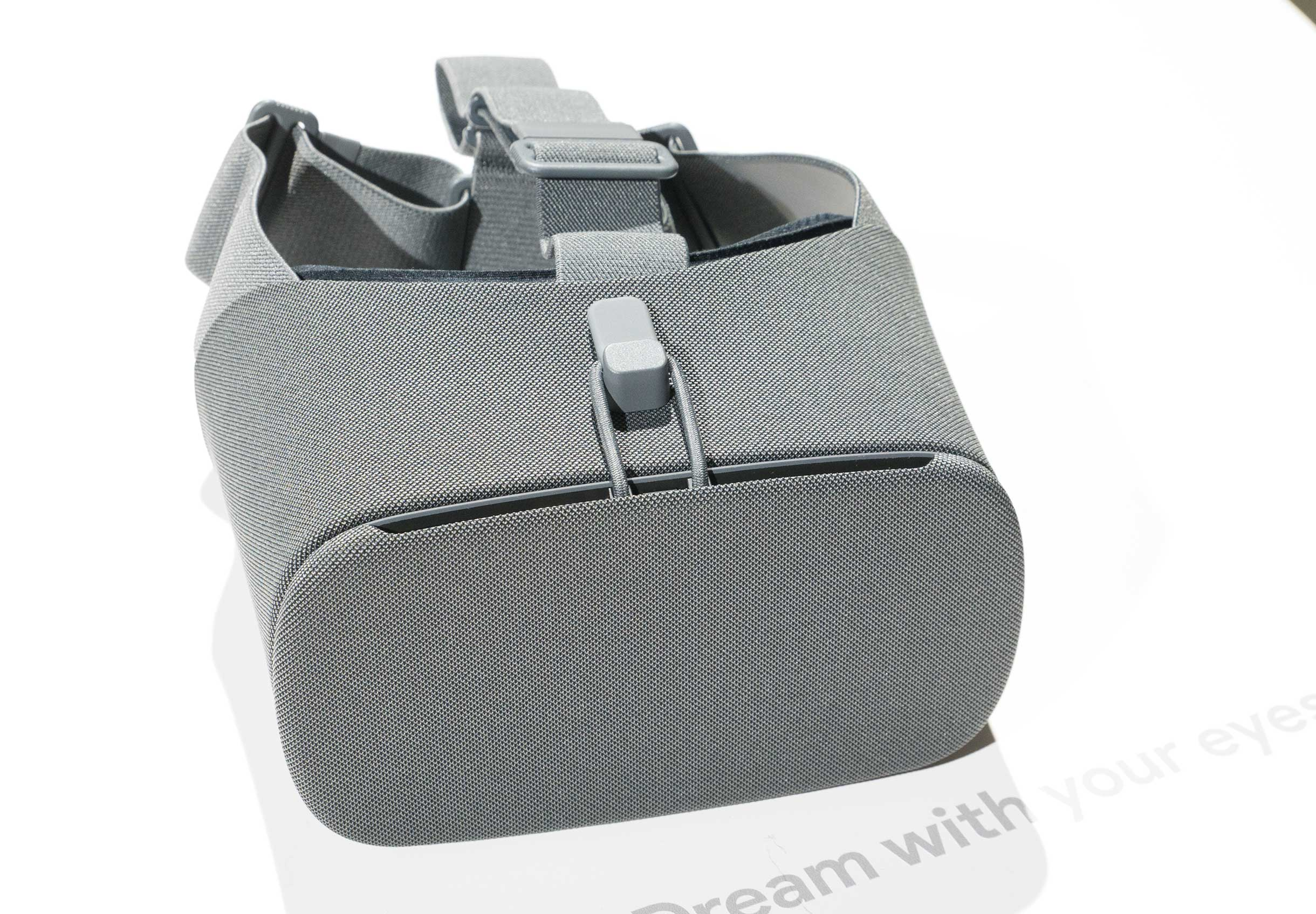 New Daydream View Hands-on Review : Incremental upgrades