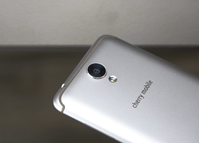 Budget Performance Smartphone Face Off: OPPO A71 vs Cherry Mobile Flare S6 Selfie