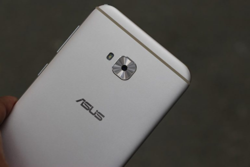 ASUS ZenFone 4 Selfie Lite Hands-On Review