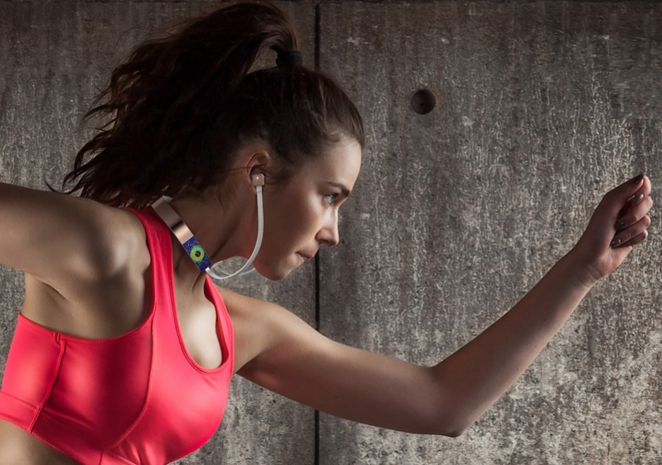 Vinci 2.0 is a standalone hearable designed to be your perfect running partner