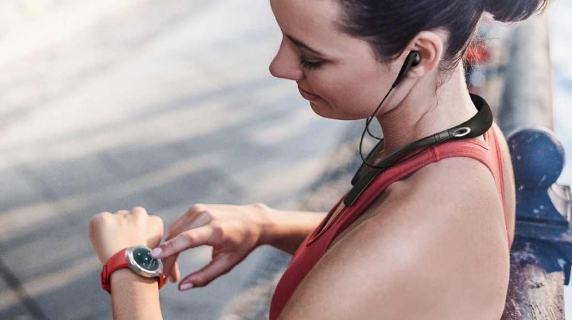 Best cheap smartwatches 2017 : Sony, Martian, Pebble, Asus and more
