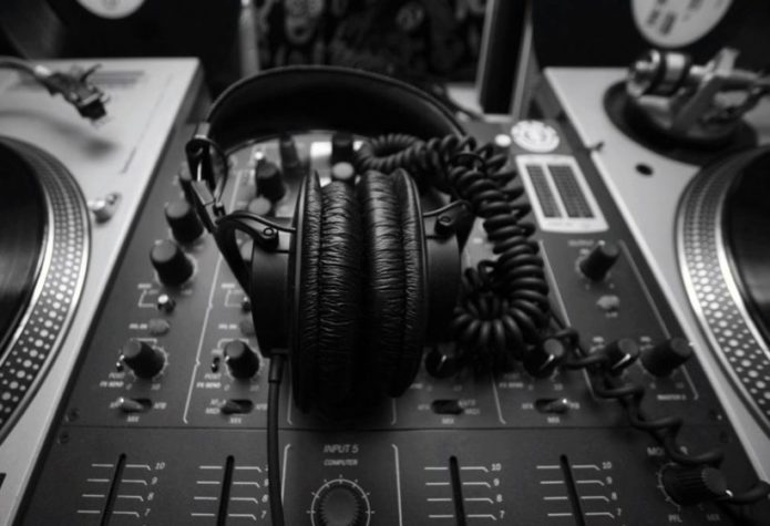 The Top 20 Best DJ Headphones in 2017