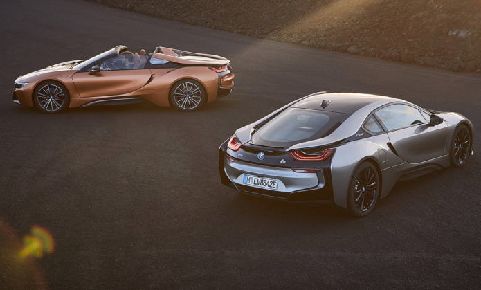 2018 BMW i8 Coupe revealed for Detroit : i8 Roadster First Edition detailed
