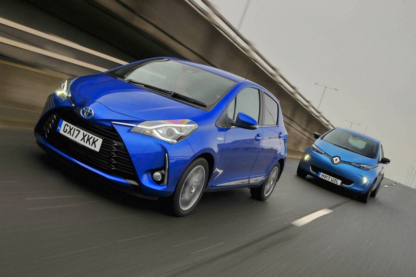 New Toyota Yaris Hybrid vs Renault Zoe Comparison