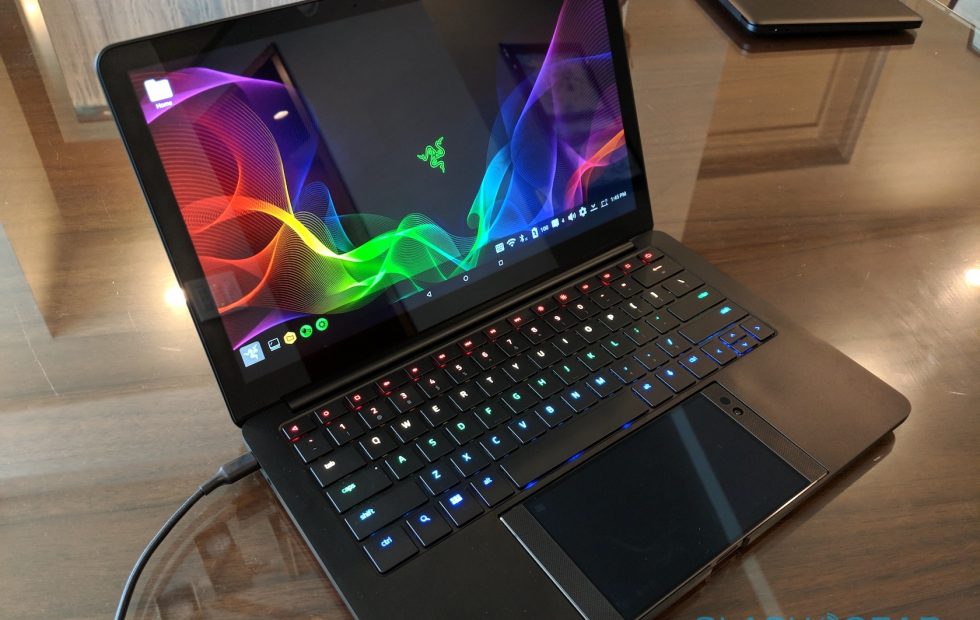 Андроид на ноут. Игроаой ноутбук Razor Linda. Project Linda от Razer. Ноутбук андроид. Razer Linda сколько стоит.