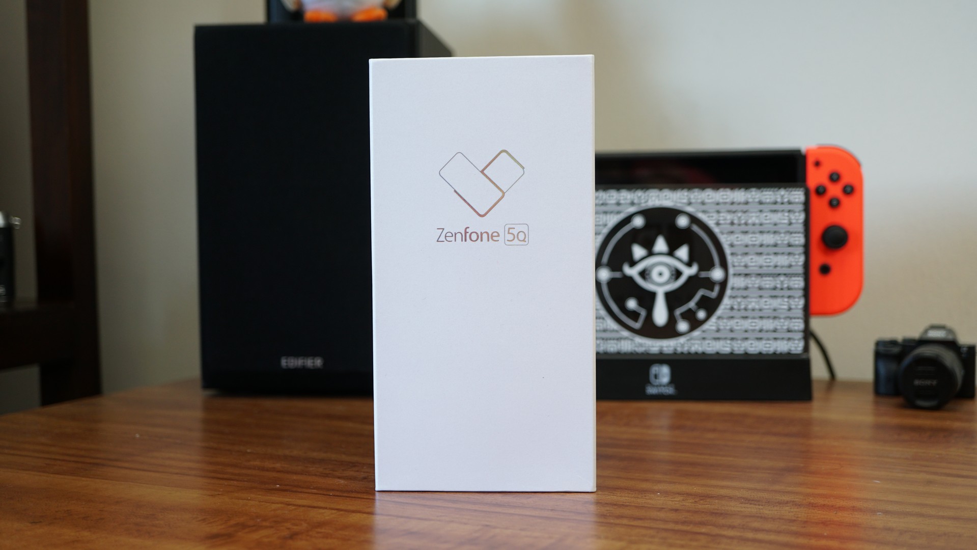 Asus Zenfone 5Q Review: The Right Kind of Lite