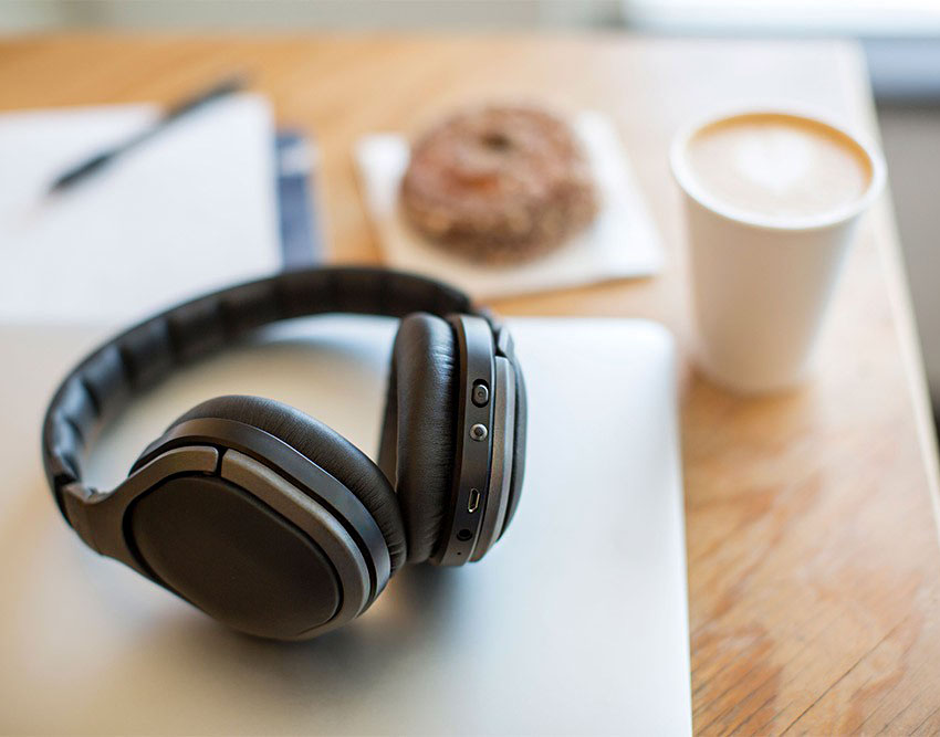 https://www.techwalls.com/braven-signature-wireless-noise-canceling-headphones-review/