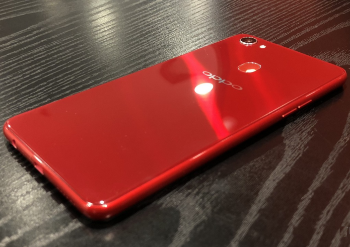 OPPO F7 vs Xiaomi Redmi Note 5 Pro : Specs Comparison