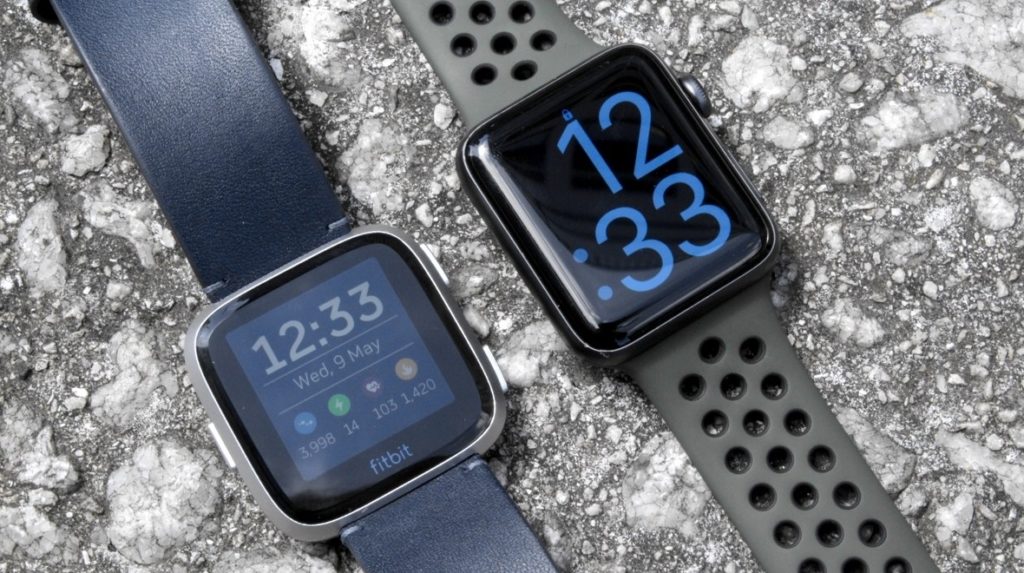 apple watch serie 3 vs fitbit versa