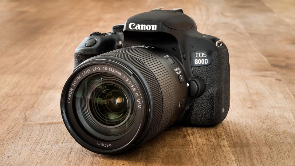 Best entry-level DSLR kits for beginners in 2018