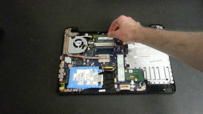 How to upgrade your laptop's RAM