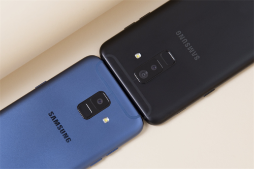 Samsung Galaxy A6 vs A6+ specs comparison