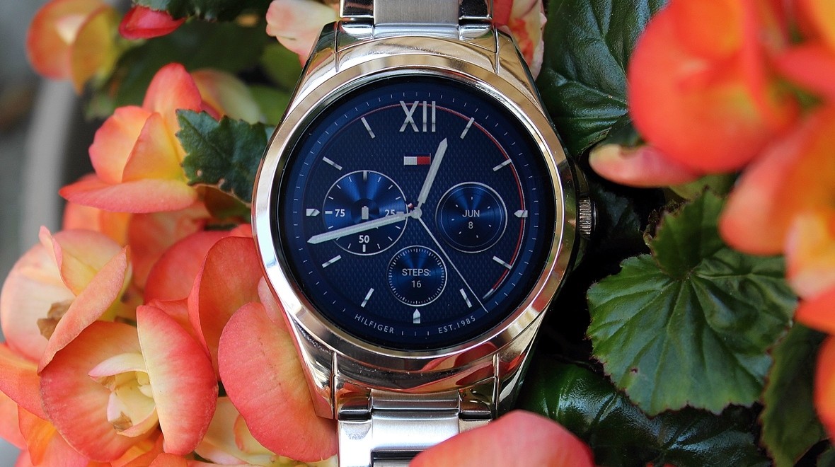 Tommy Hilfiger TH24/7 You review : It may be a mouthful, but Tommy's Wear debut has ample bright spots