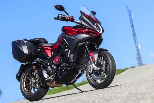 2018 MV Agusta Turismo Veloce 800 Lusso SCS First Ride Review