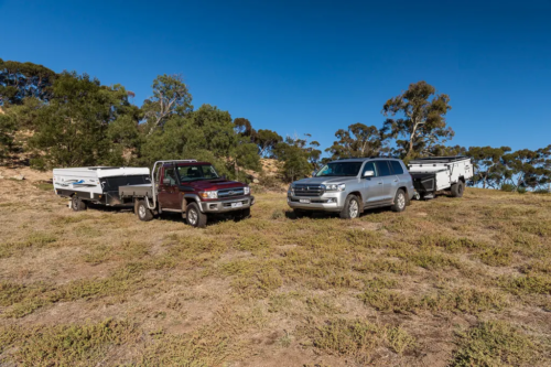 Toyota LandCruiser 200 Series v Toyota LandCruiser 79 Series 2018 Comparison Test