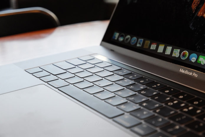 Apple admits MacBook Pro keyboard issue with repair program
