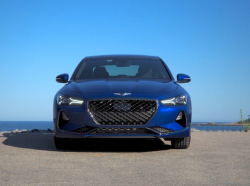 The Genesis G70 is a new brand calling out old-school luxury