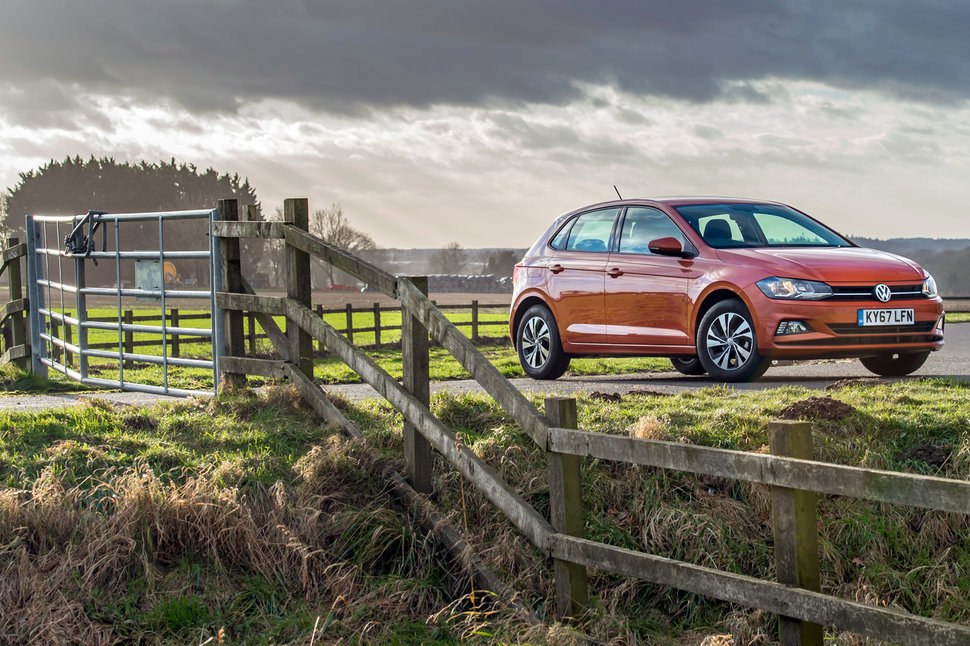 145145-cars-review-volkswagen-polo-exterior-image6-pnxxujwsah