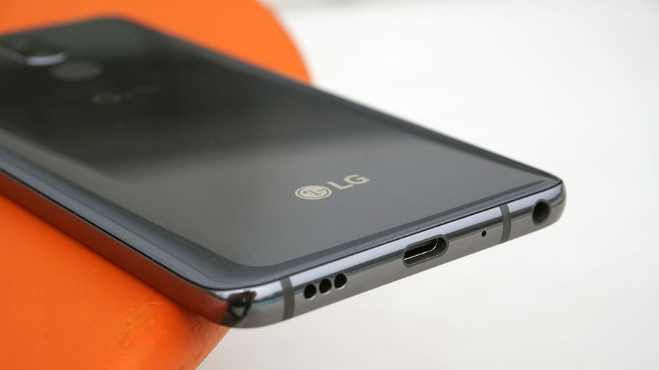 LG V40 vs LG V30: What You Need to Know