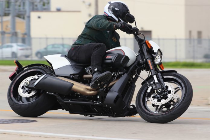 2019 Harley-Davidson FXDR 114 First Ride Review – A drag racer crossed with a fighter jet… or so they say