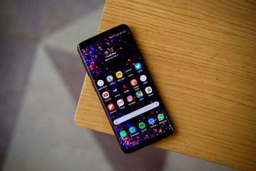 The final version of Android Pie has started to roll out on the Galaxy S9