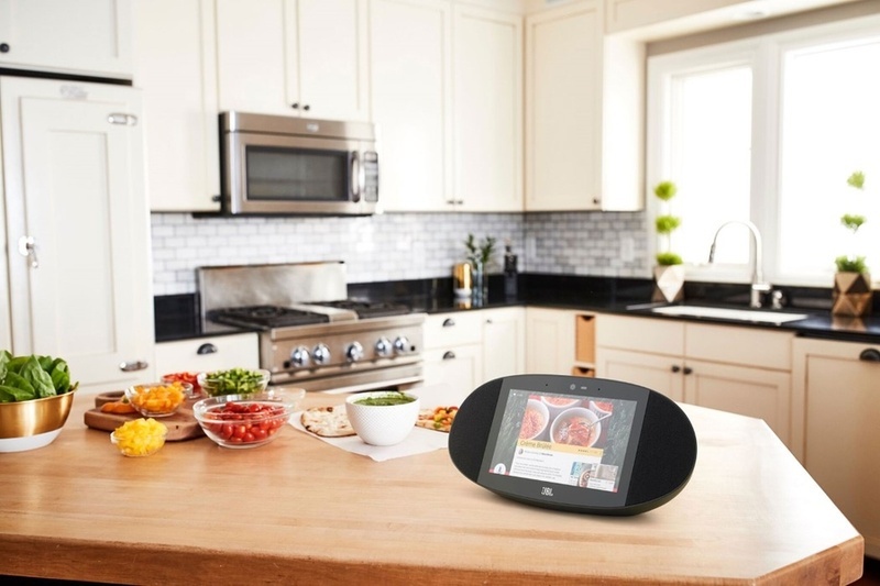 JBL Link View review: The smart speaker for stereo fans