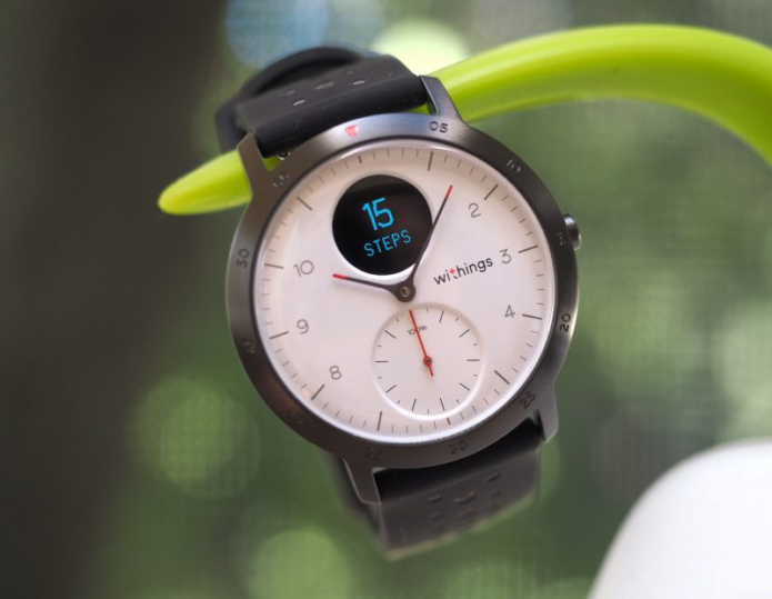 Withings Steel HR Sport Review: Analog style with a smart heart