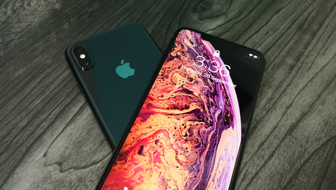 Apple iPhone XS Max review It’s all about the display