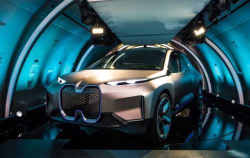 BMW Vision iNEXT previews 2021 EV