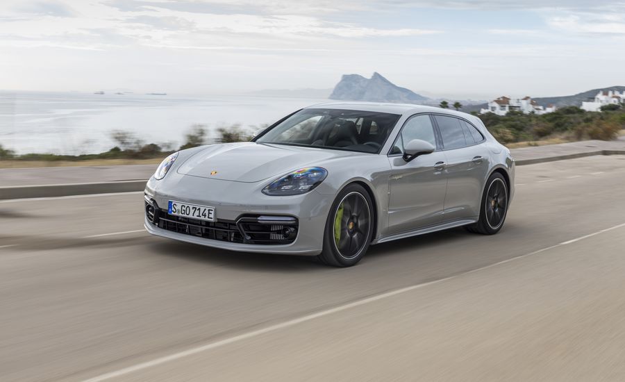 2018 Porsche Panamera 4 E-Hybrid Sport Turismo review