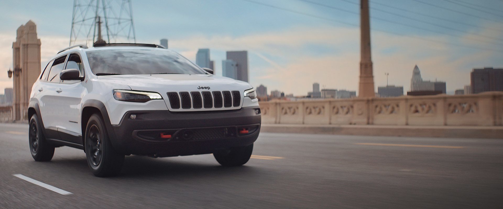 2019-Summer-Of-Jeep-Cherokee-Hero-VLP-1440x600.jpg.image.1920