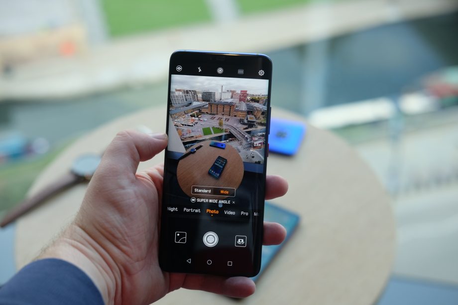 Huawei Mate 20 Pro vs Galaxy Note 9: Which big phone is best in 2018?