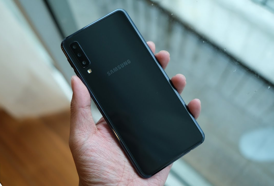 galaxy a7 camera