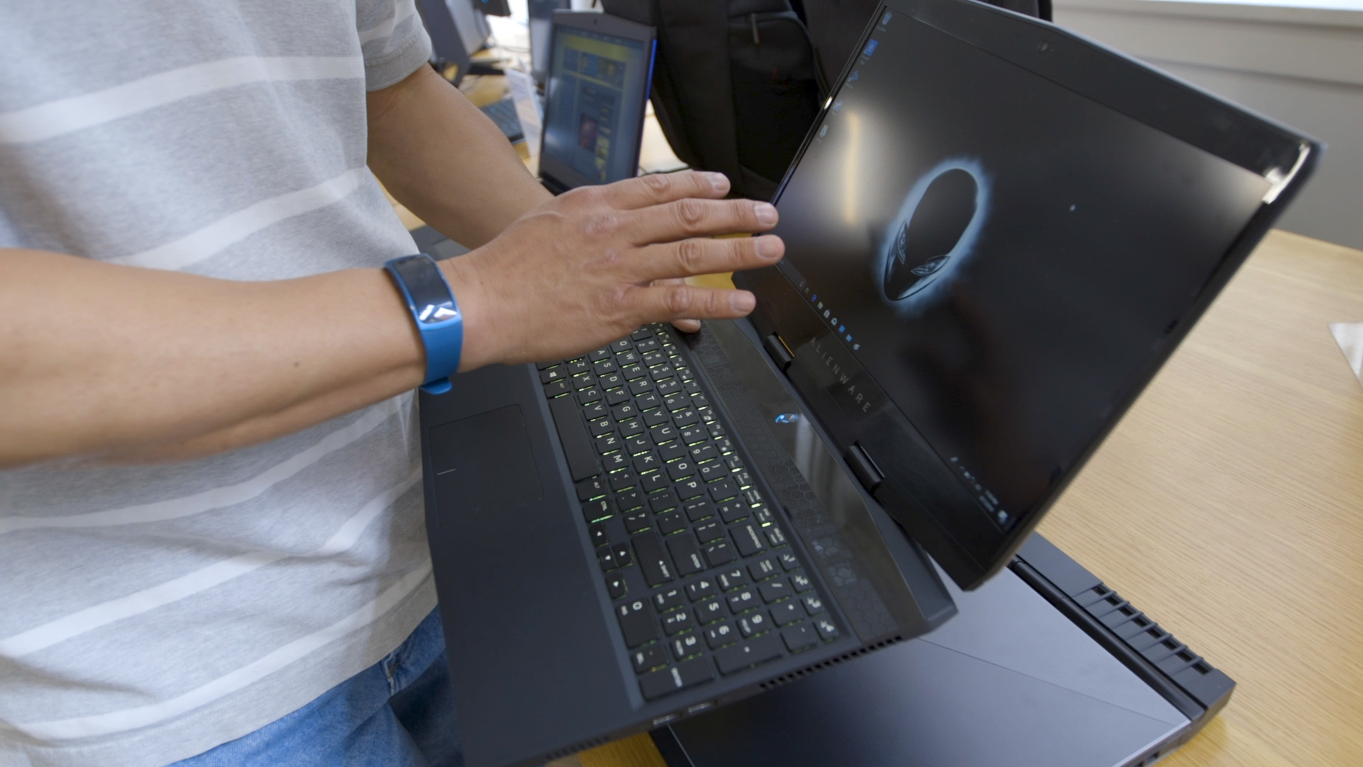Microsoft cracks the top 5 U.S. PC vendors, but Intel CPU shortages could bring more changeMicrosoft cracks the top 5 U.S. PC vendors, but Intel CPU shortages could bring more change