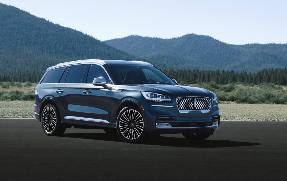 2020 Lincoln Aviator makes sleek luxe SUV a plug-in hybrid