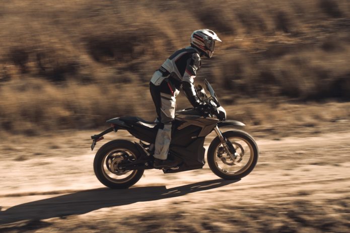 2019-Zero-DSR-Review-electric-motorcycle-10