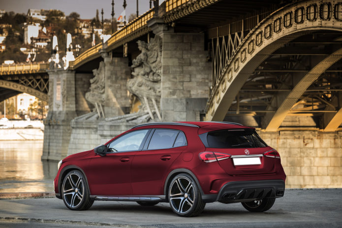 2019-mercedes-benz-gla-class-rendered-with-matte-red-paint-124439_1