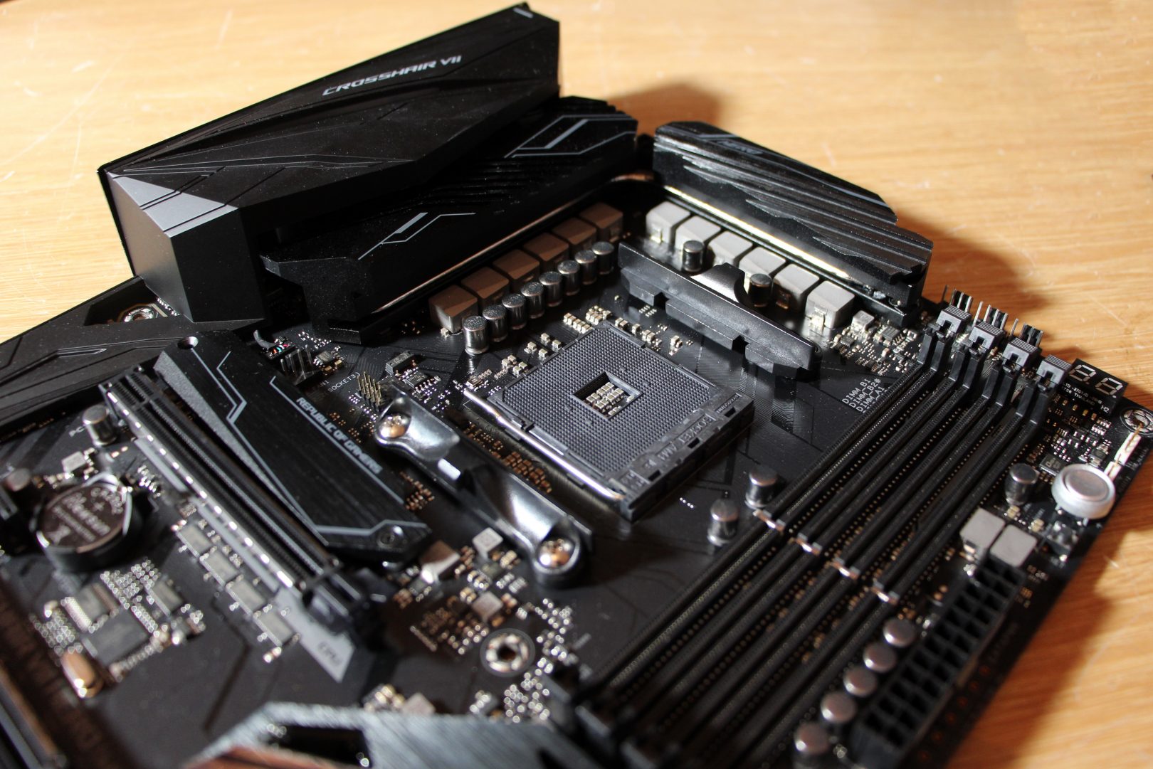 Asus ROG Crosshair VII Hero (Wi-Fi) Review