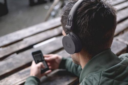 Top 10 Best Wireless On-Ear Headphones in 2018