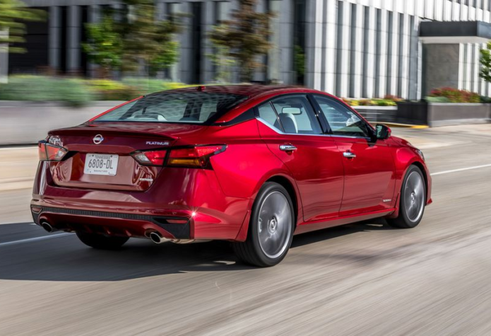 The New 2019 Nissan Altima 2.0T Is Packing Heat