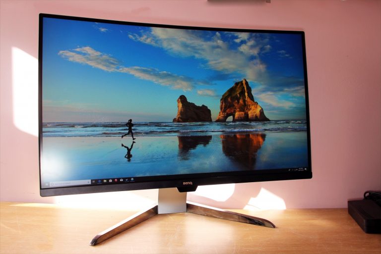 benq-ex3203r-04-768x513