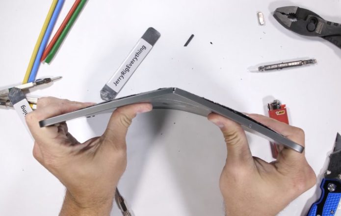 This new iPad Pro bend test raises some questions