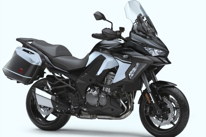 2019 Kawasaki Versys 1000 SE LT+ First Look: Plus-Size! (11 Fast Facts)